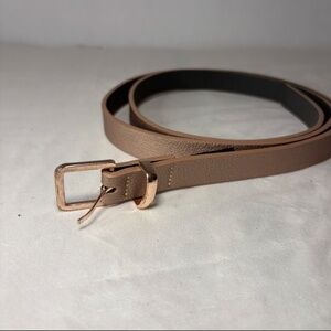 Torrid Belt Metallic 1 Size Gold Buckle 11419550  Womens faux leather